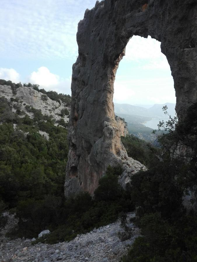 Monolocale Marizzola Apartman Cala Gonone Kültér fotó